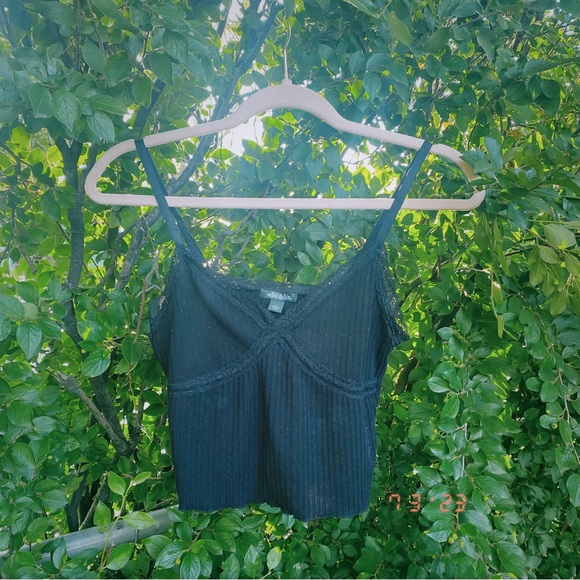 🌼 4 for $40 Flower Bundle Sale 🌼 Wild Fable Black Cropped Lace Tank | Size S - Picture 1 of 4